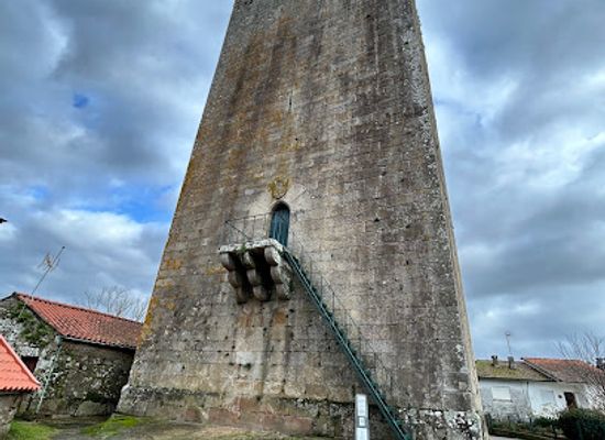 portugal/minho/landmark/torre-de-lapela