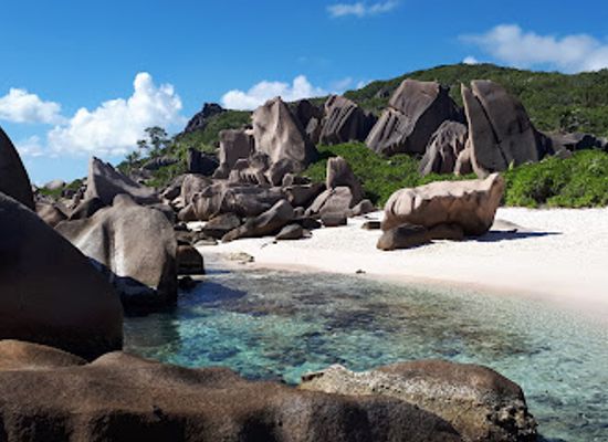 seychelles/la-digue/landmark/anse-marron