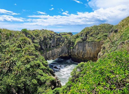 new-zealand/punakaiki/landmark/pancake-rocks-lookout