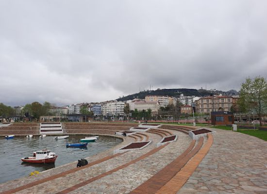 turkiye/trabzon/landmark/kanuni-sultan-suleyman-parki
