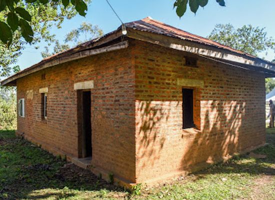 kenya/eastern-region/landmark/wananeye-kowiro-ojenge