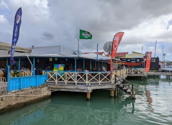 antigua-and-barbuda/darkwood-beach/landmark/heritage-quay-complex