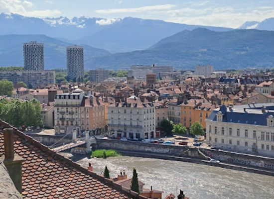 france/grenoble/landmark/acrobastille