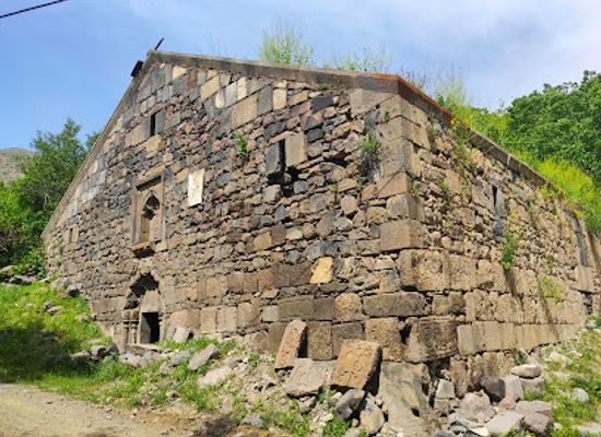 armenia/yeghegis-village/landmark/surb-astvatsatsin-church