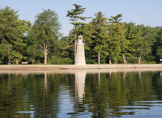 illinois/fox-valley/landmark/fabyan-windmill
