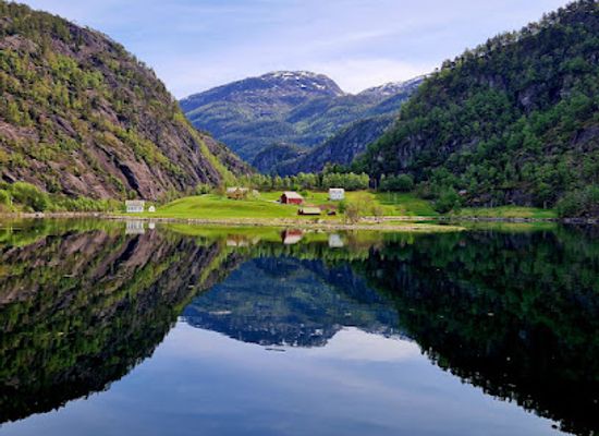 norway/bergen/landmark/rodne-fjord-cruise