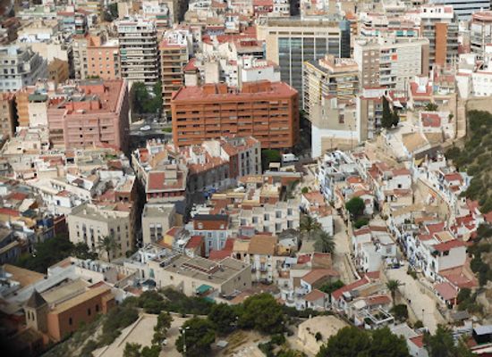 spain/alicante/landmark/muralla-siglo-xii