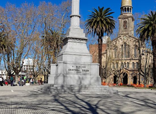 uruguay/durazno/landmark/monumento-a-cristobal-colon