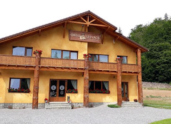romania/harghita/landmark/faradt-bakancs