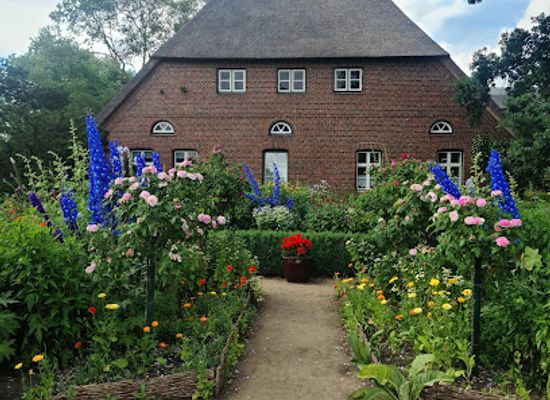 germany/holstein/landmark/ellerhoop-thiensen-arboretum