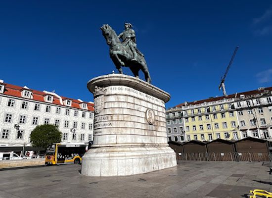 portugal/lisbon/landmark/statue-of-king-john-i