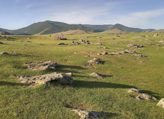 mongolia/orkhon-valley/landmark/red-waterfall