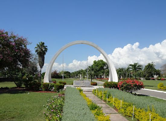 jamaica/manchester-plateau/landmark/national-heroes-park