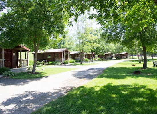 ohio/mohican-state-park/landmark/mohican-adventures-campground-cabins