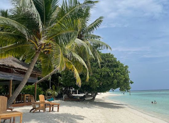 maldives/thinadhoo-island/landmark/thinadhoo-beach