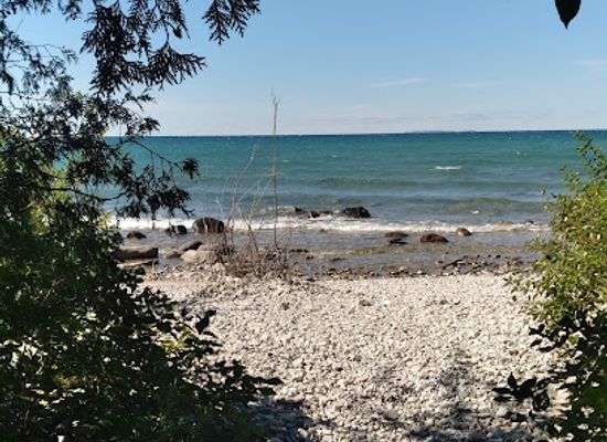 michigan/sleeping-bear-dunes-national-lakeshore/landmark/grand-traverse-lighthouse