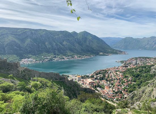 montenegro/bay-of-kotor/landmark/start-of-the-ladder-of-kotor