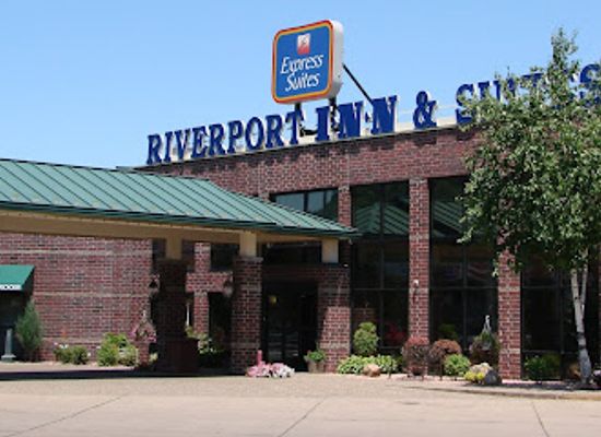 minnesota/winona/landmark/express-suites-riverport-conference-and-event-center