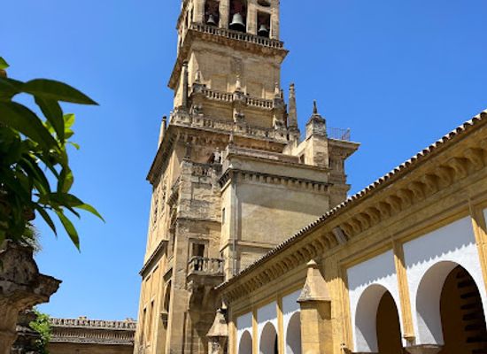 spain/cordoba/santa-marina/landmark/fuente-de-santa-maria