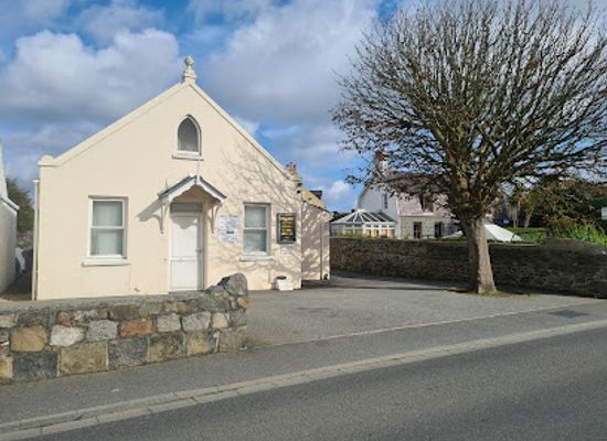 guernsey/vale/landmark/vale-mission-hall