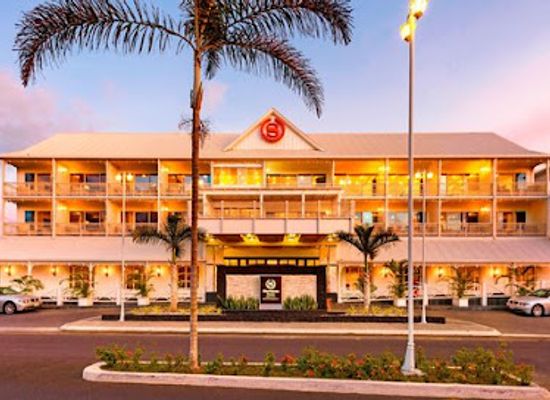 samoa/apia/landmark/sheraton-samoa-aggie-grey-s-hotel-bungalows