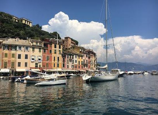 italy/liguria/landmark/molo-umberto-i