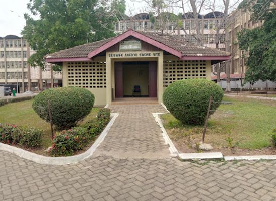 ghana/kumasi/bantama/landmark/komfo-anokye-sword-site
