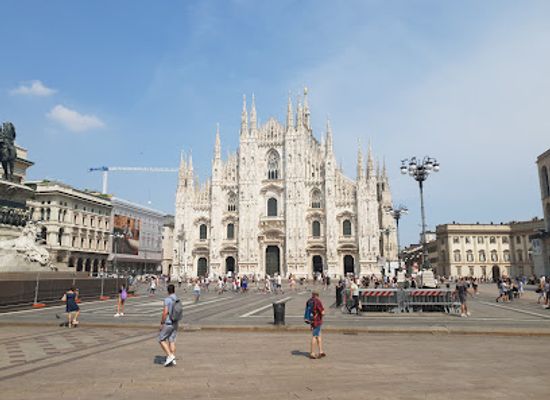 italy/milan/duomo/landmark/madonnina