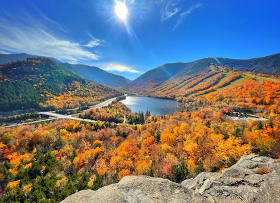 new-hampshire/franconia-notch-state-park/landmark/artists-bluff