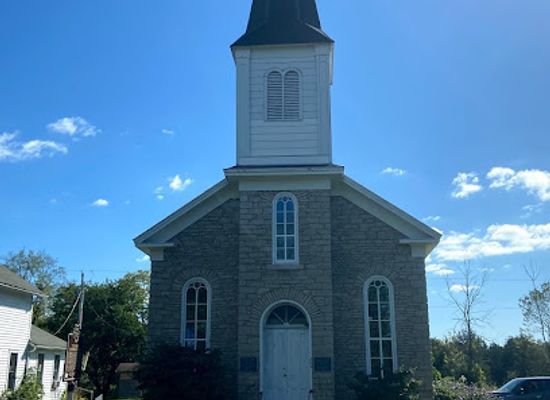 ohio/kelleys-island/landmark/old-stone-church