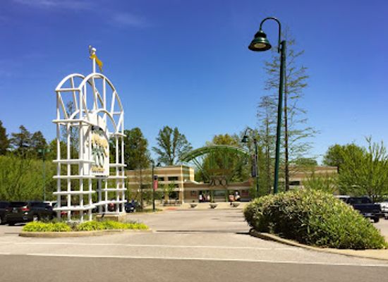 indiana/southern-indiana/landmark/mesker-park-zoo