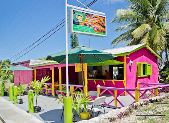 antigua-and-barbuda/saint-peter/landmark/ounces-ice-cream-parlor-grill