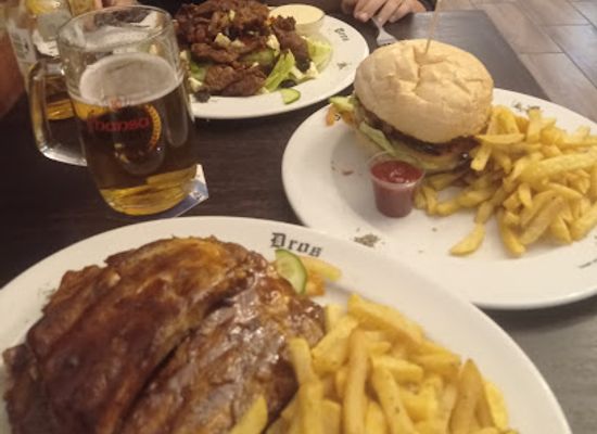 namibia/otjiwarongo/landmark/etemba-beerhouse