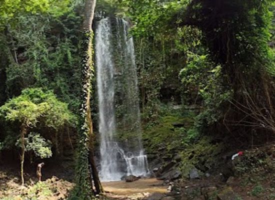 ghana/ga-adangbe/landmark/asenema-waterfalls