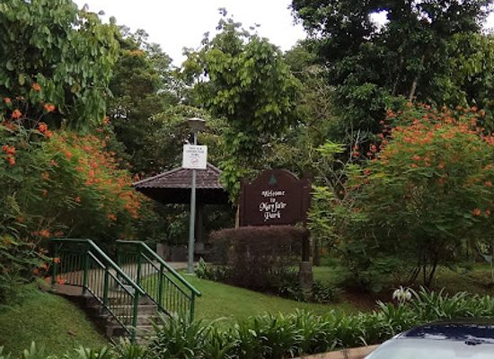 singapore/bukit-batok/landmark/mayfair-park