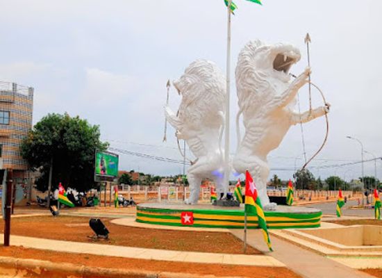 togo/maritime-region/landmark/crossroads-of-the-two-lions