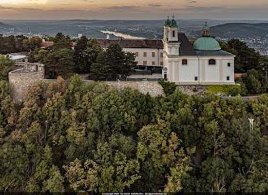 austria/vienna-woods/landmark/leopoldsberg