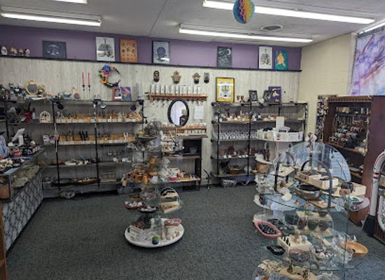 kansas/hutchinson/landmark/krystal-emporium