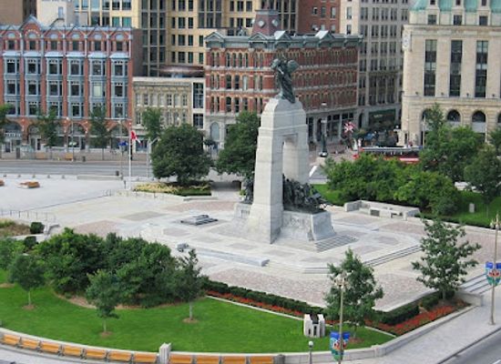 canada/ottawa/landmark/central-chambers-national-historic-site-of-canada