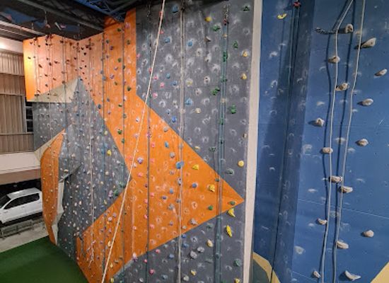 brunei/bandar-seri-begawan/landmark/up-climbing-centre