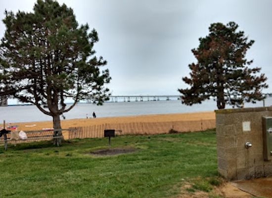maryland/eastern-shore/landmark/sandy-point-state-park