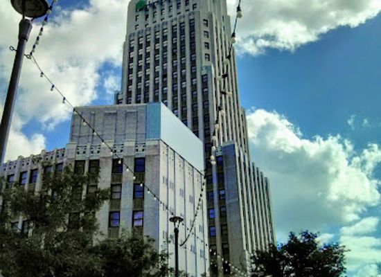 ohio/akron/north-hill/landmark/huntington-tower-akron
