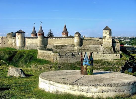 ukraine/bessarabia/landmark/kamianets-podilskyi-castle
