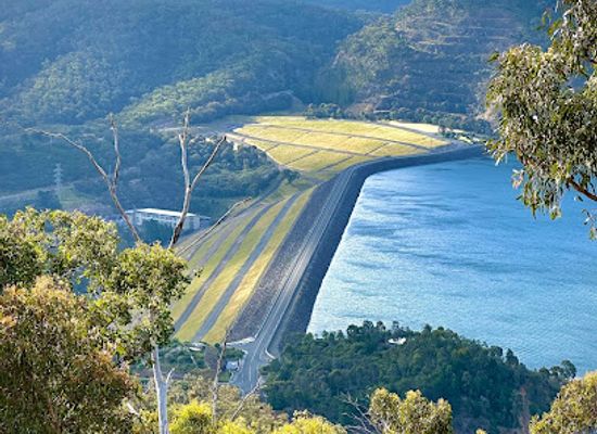 australia/high-country/landmark/foggs-lookout