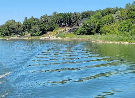 canada/okanagan/landmark/the-prairie-lily