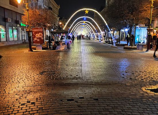ukraine/ivano-frankivsk/landmark/fountain-square-on-vicheva