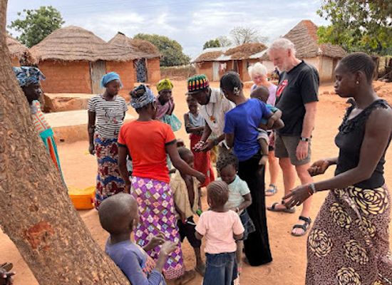 the-gambia/kanifing/landmark/happy-boy-tours
