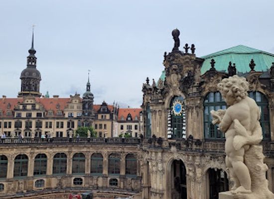 germany/dresden/landmark/dresden-armory