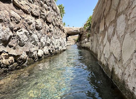 oman/ad-dakhiliyah-governorate/landmark/falaj-daris