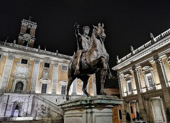 vatican-city/vatican-gardens/landmark/equestrian-statue-of-marcus-aurelius